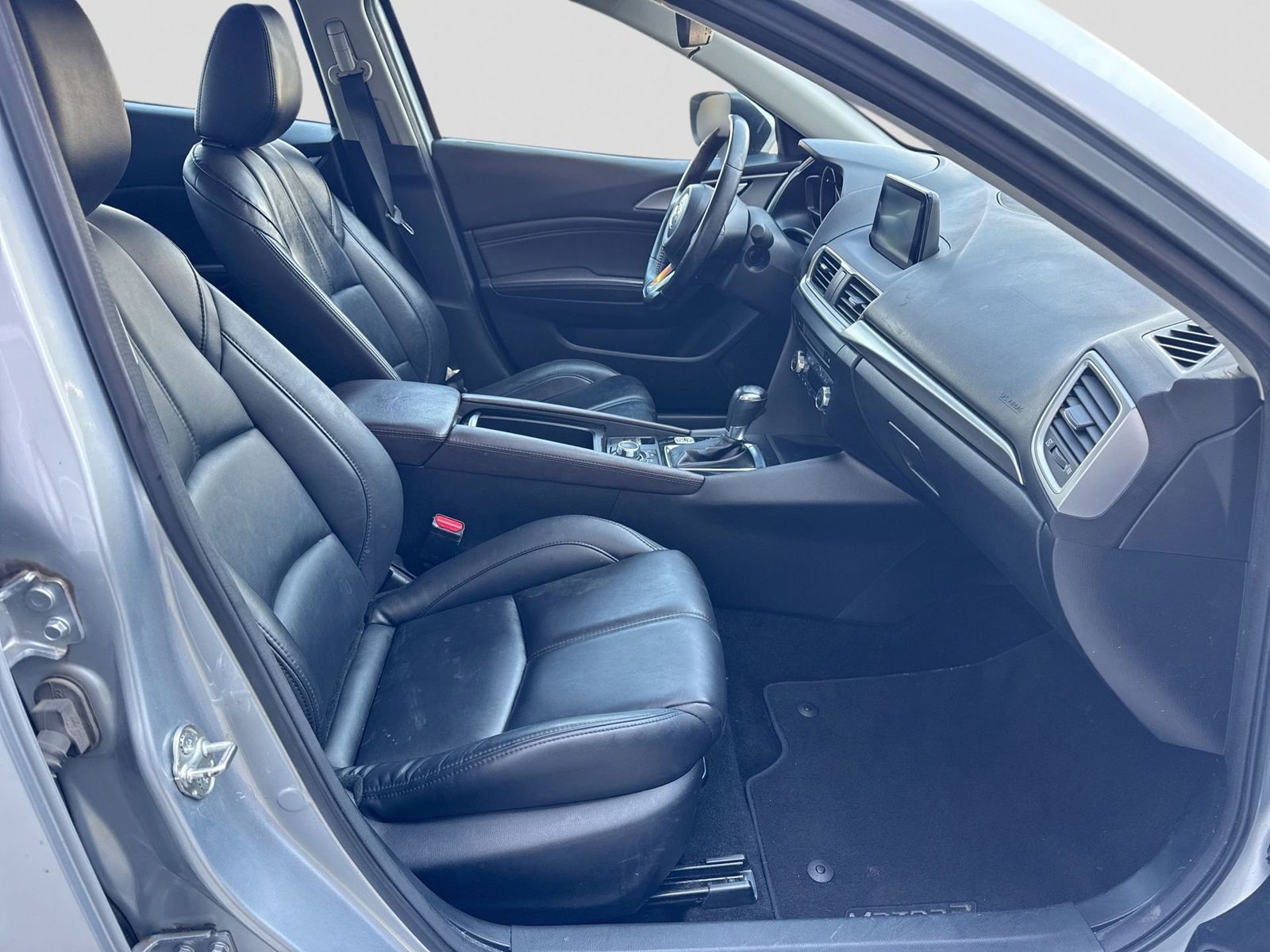 Thumbnail: 2018 Mazda Mazda3 - 6