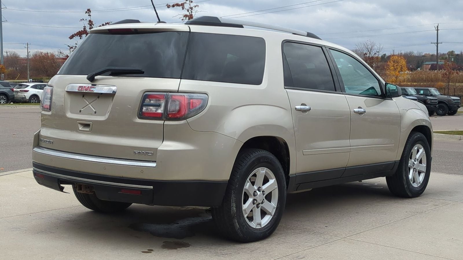 Thumbnail: 2015 GMC Acadia - 6