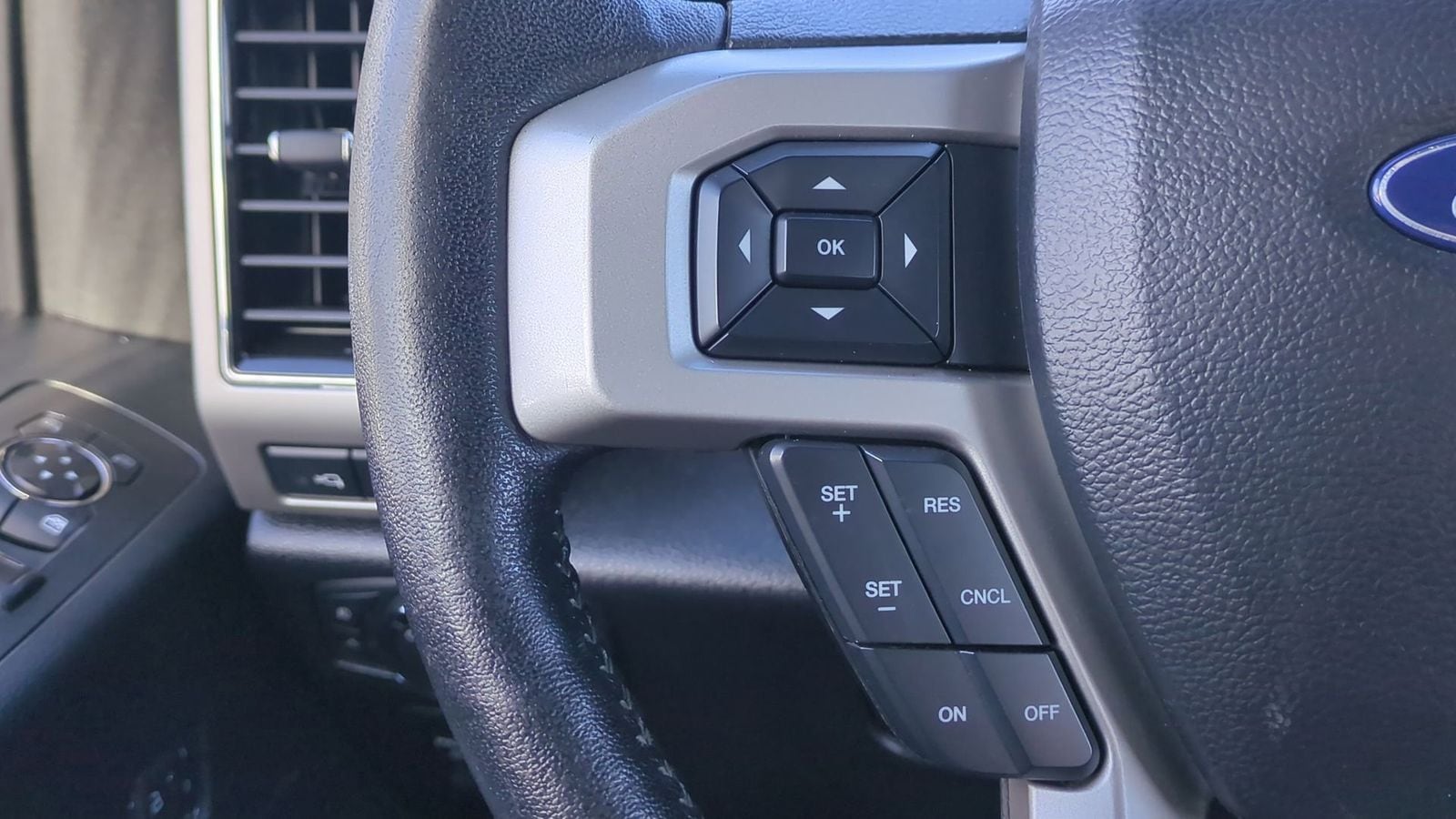 Thumbnail: 2019 Ford F-150 - 25