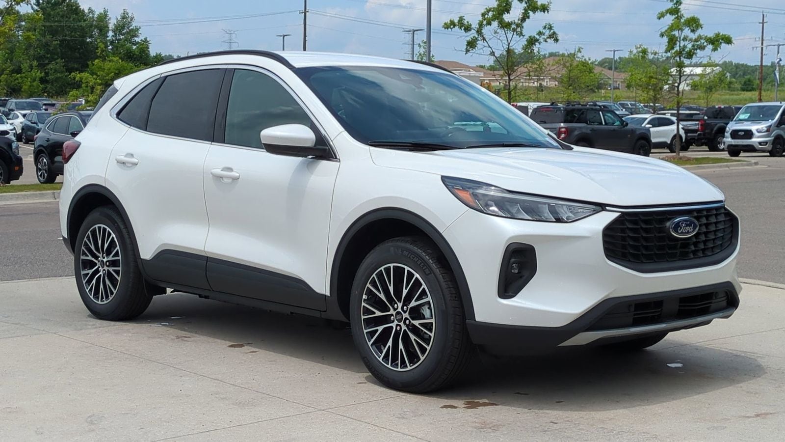 Thumbnail: 2025 Ford Escape - 8