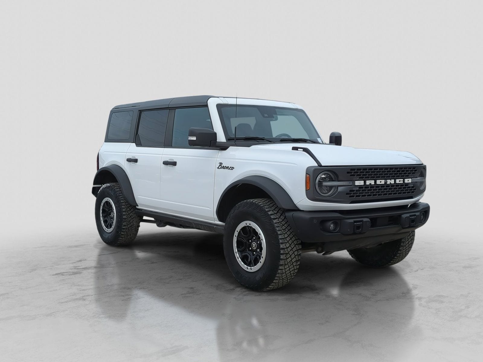 Thumbnail: 2022 Ford Bronco - 10
