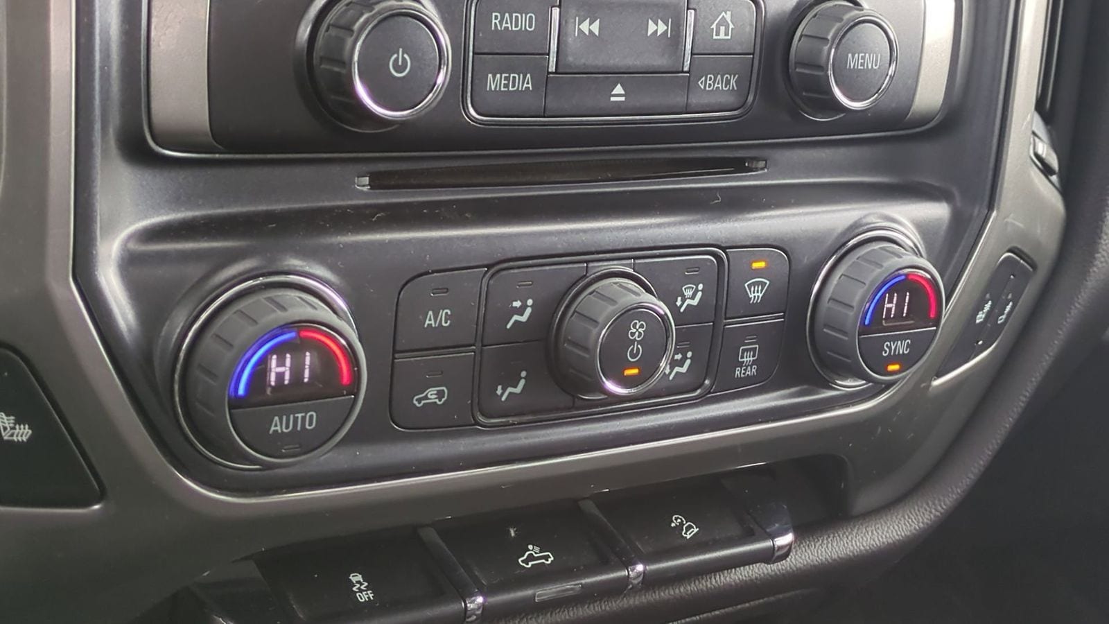 Thumbnail: 2019 Chevrolet Silverado 1500 - 31