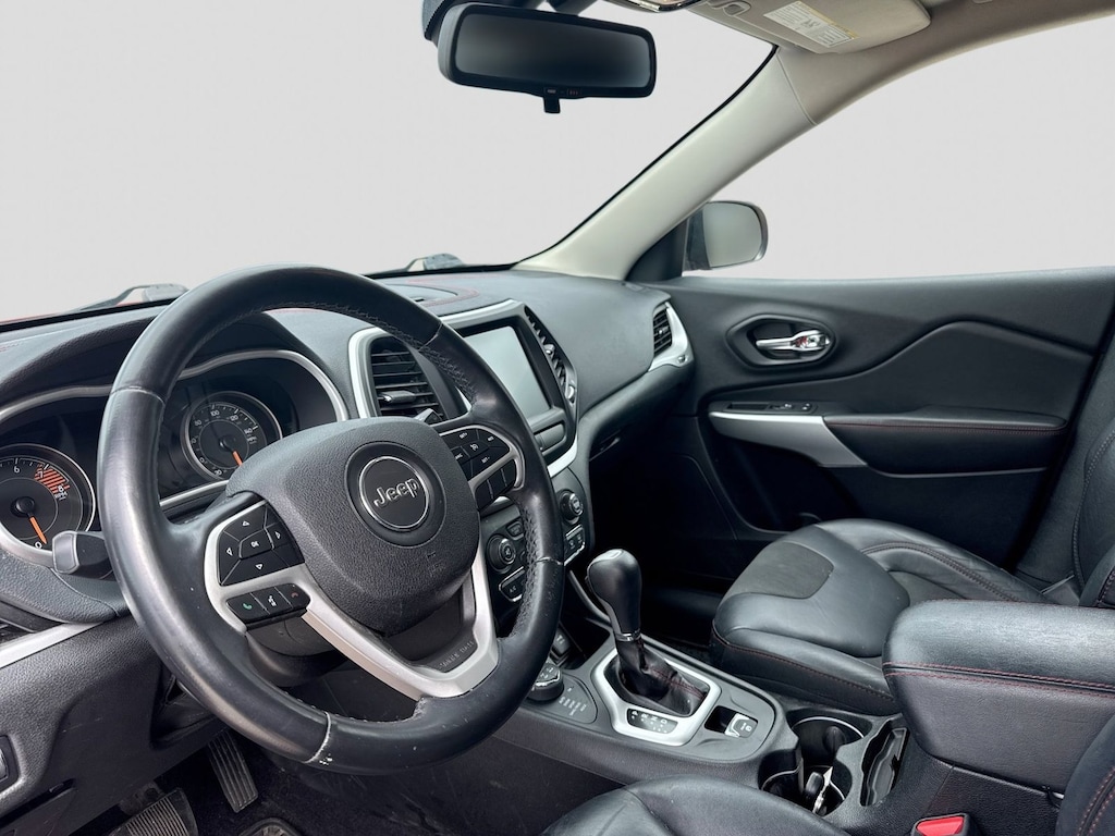 Used 2018 Jeep Cherokee Trailhawk SUV