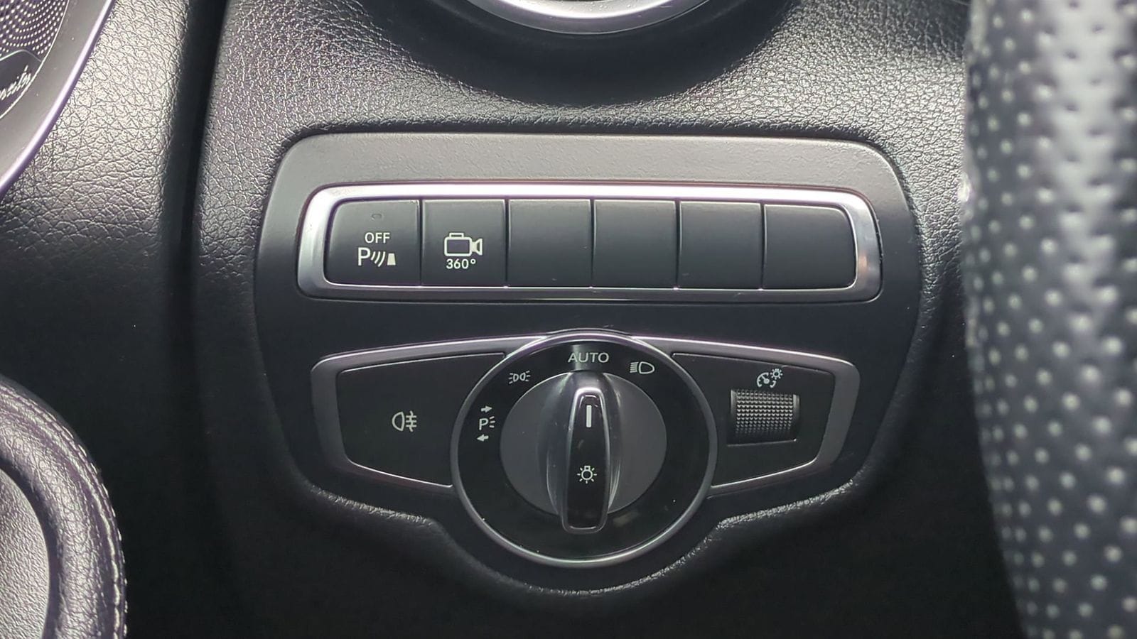 Thumbnail: 2017 Mercedes-Benz GLC - 16