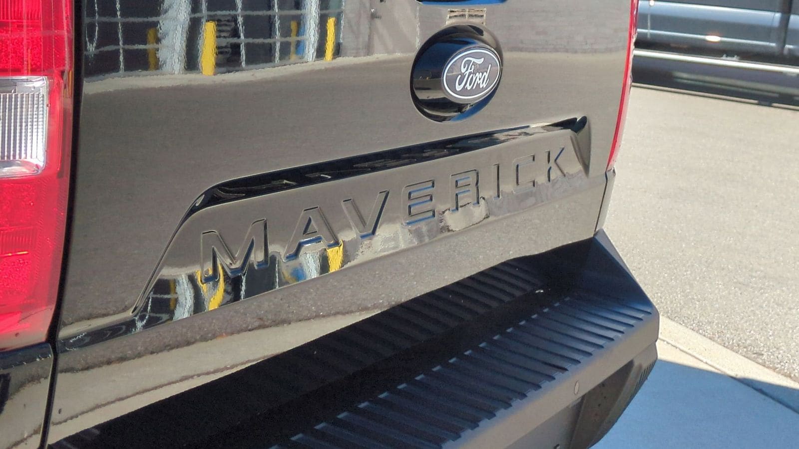 Thumbnail: 2025 Ford Maverick - 10