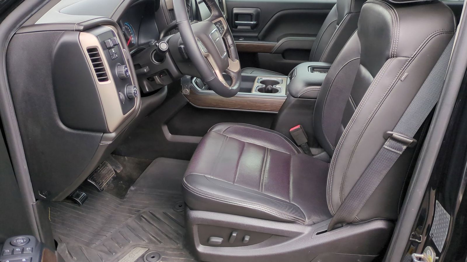 Thumbnail: 2017 GMC Sierra 3500 - 18