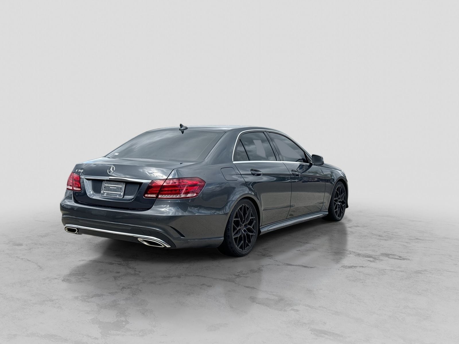 Thumbnail: 2014 Mercedes-Benz E-Class - 7