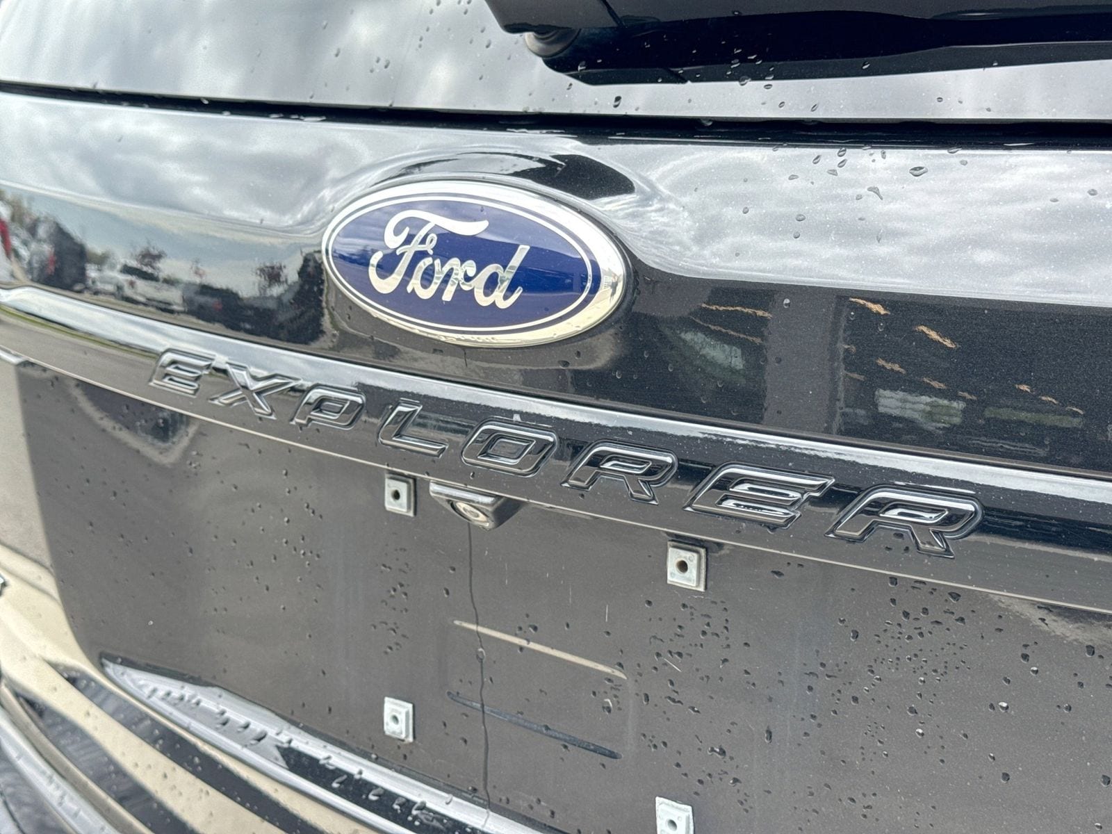 Thumbnail: 2015 Ford Explorer - 15