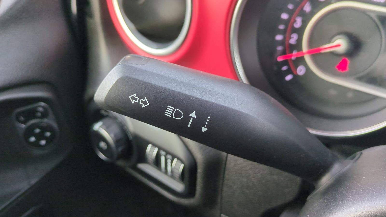 Thumbnail: 2020 Jeep Wrangler - 30