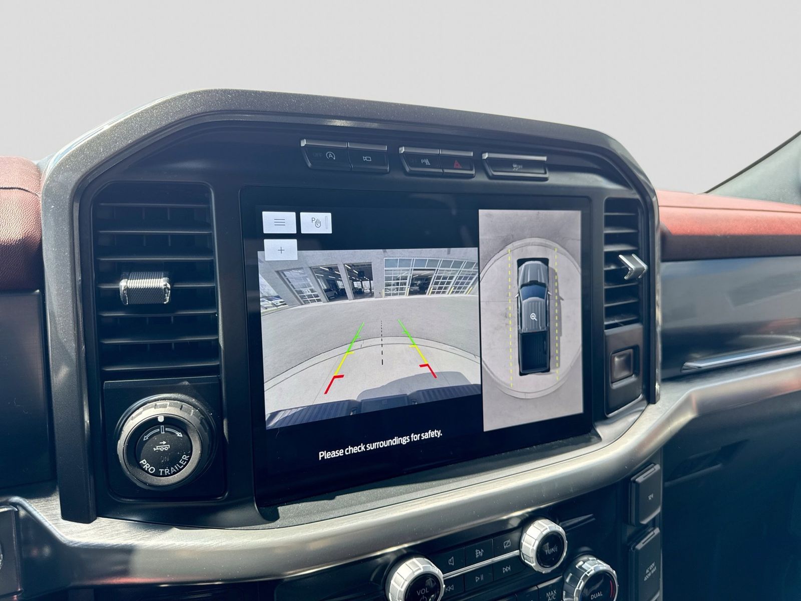 Thumbnail: 2023 Ford F-150 - 32