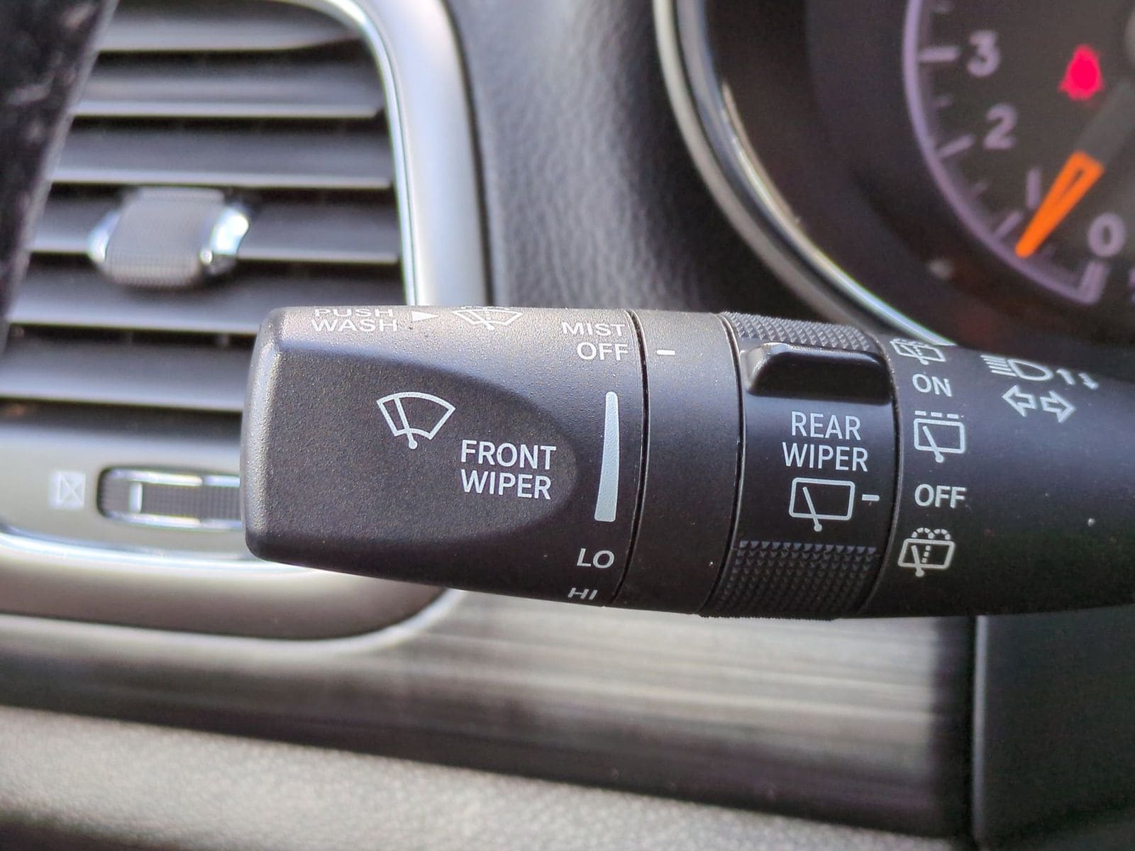 Thumbnail: 2021 Jeep Grand Cherokee - 29