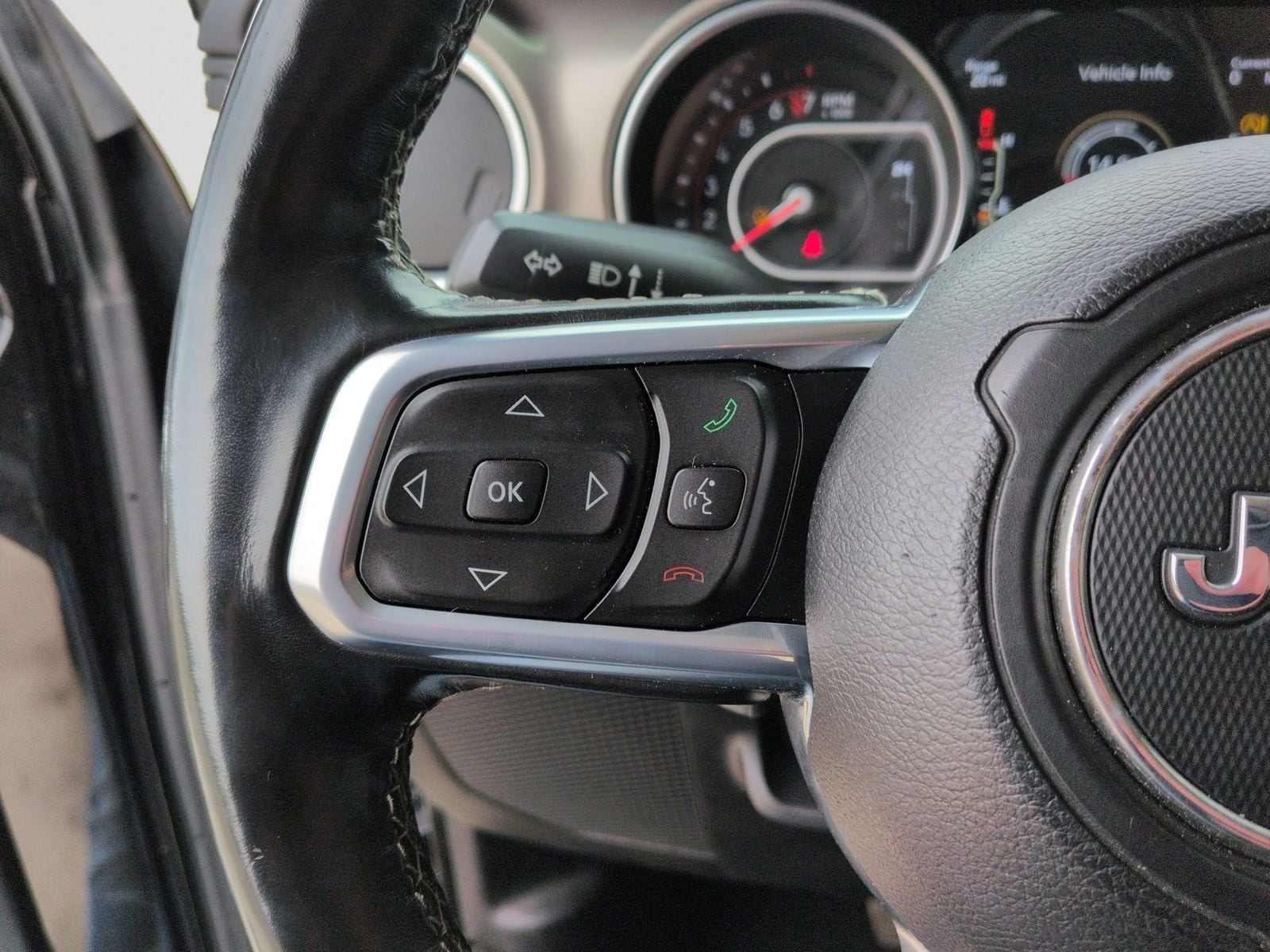 Thumbnail: 2020 Jeep Gladiator - 29