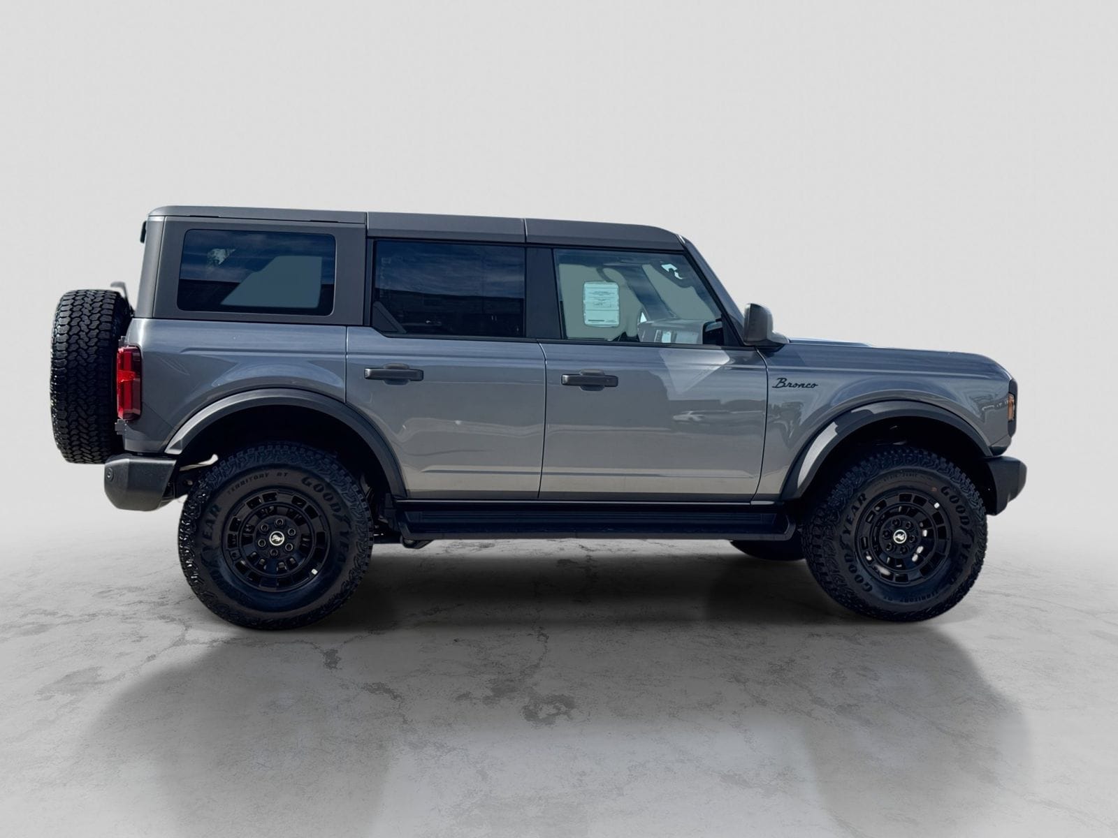 Thumbnail: 2026 Ford Bronco - 8