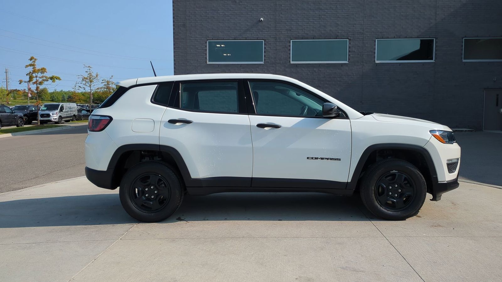 Thumbnail: 2018 Jeep Compass - 8