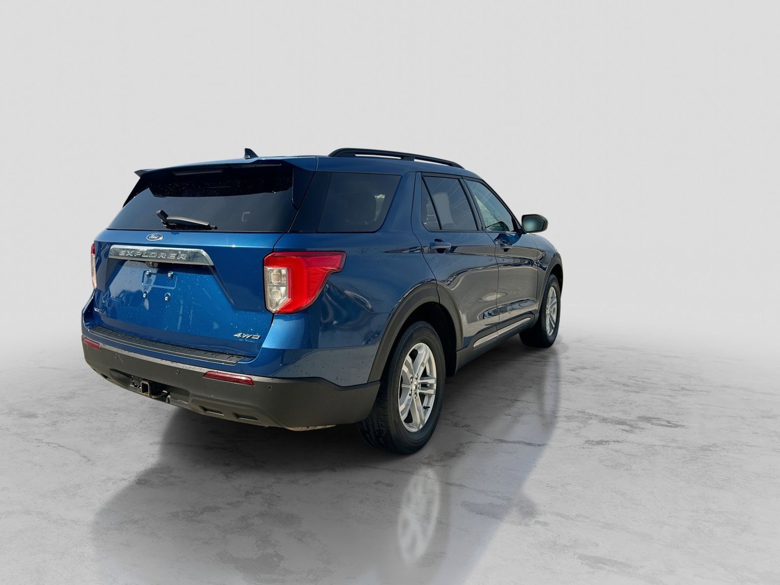 Thumbnail: 2022 Ford Explorer - 8