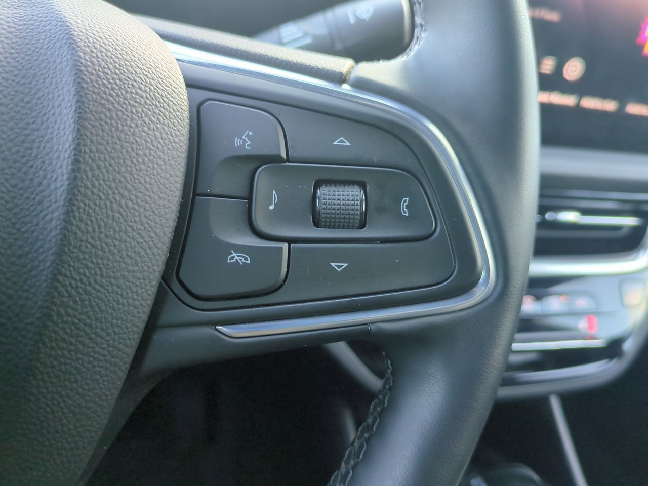 Thumbnail: 2024 Buick Envista - 29