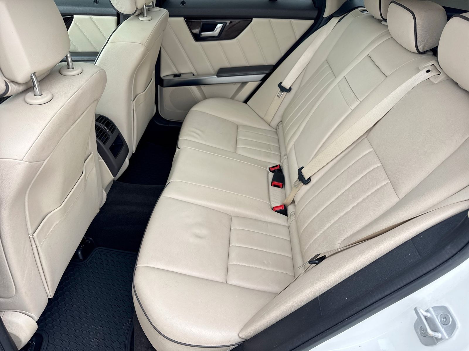 Thumbnail: 2013 Mercedes-Benz GLK - 20