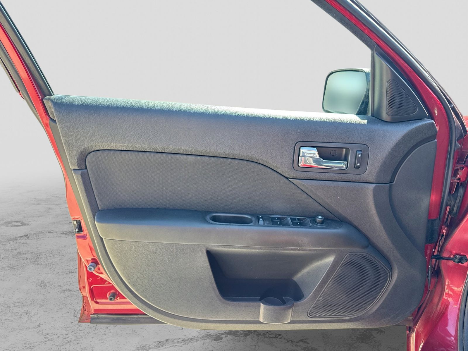 Thumbnail: 2010 Ford Fusion - 29