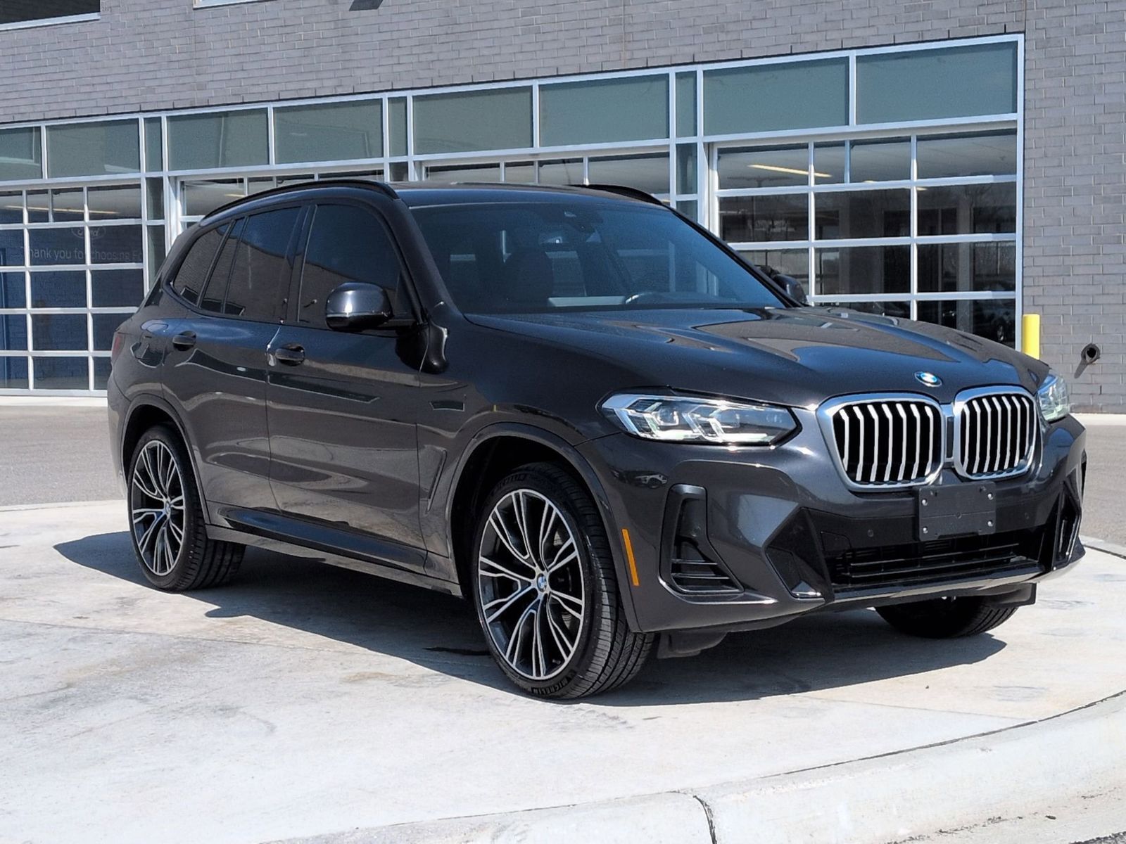 Thumbnail: 2022 BMW X3 - 10
