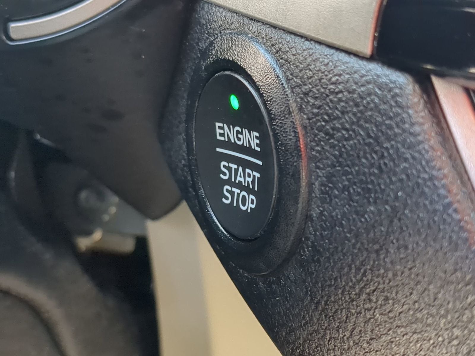 Thumbnail: 2021 Ford Escape - 31