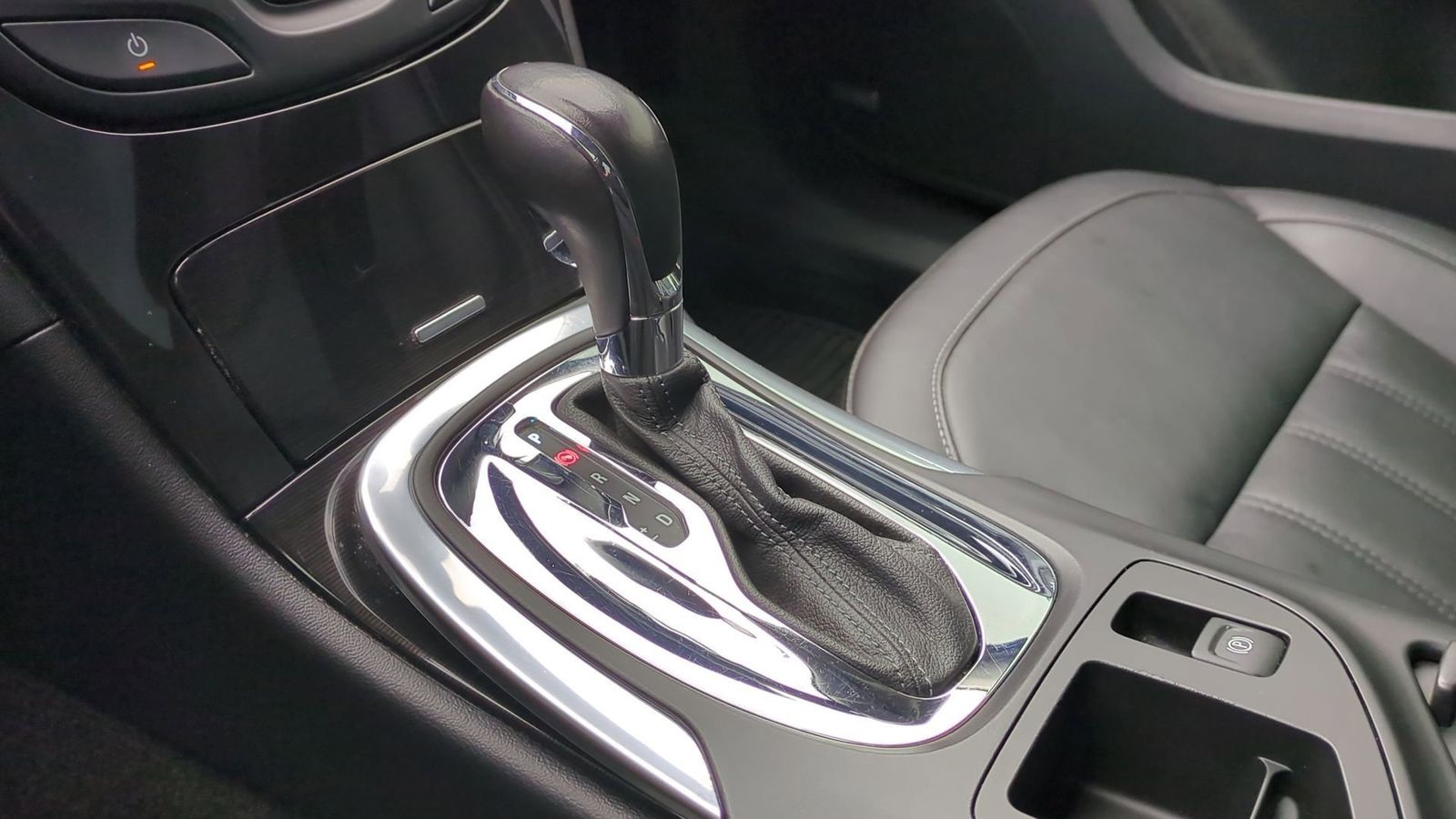 Thumbnail: 2016 Buick Regal - 35