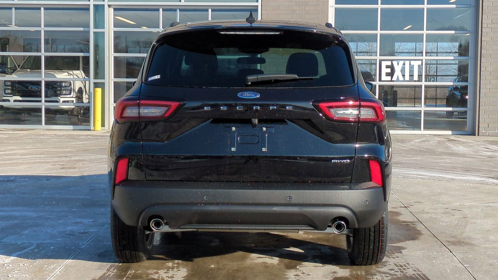 2025 Ford Escape Hybrid ST-Line Select photo 4