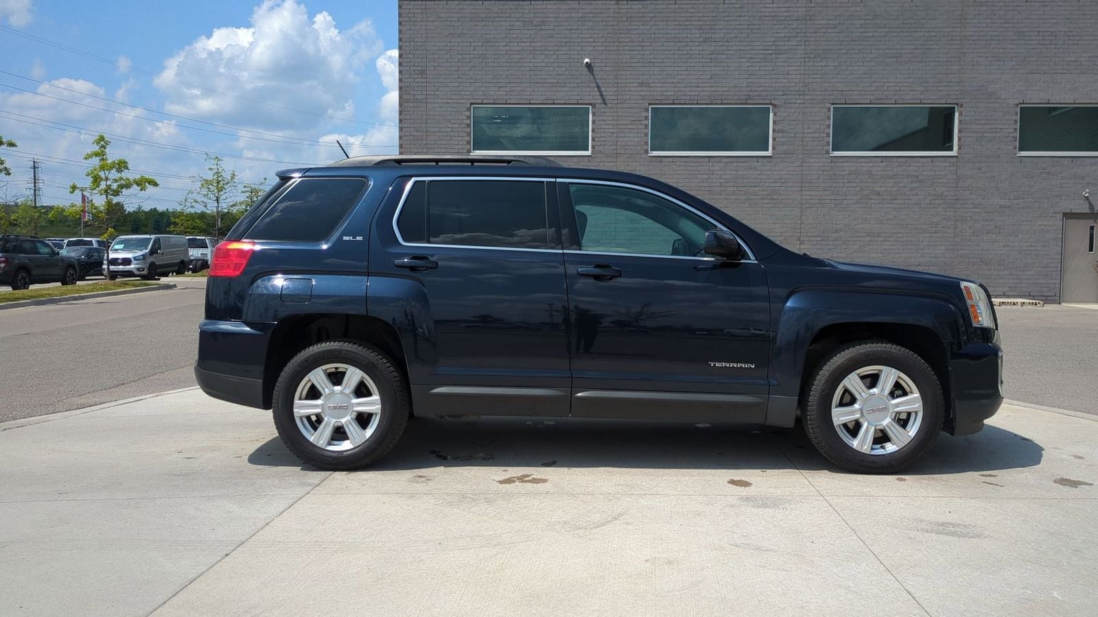 Thumbnail: 2016 GMC Terrain - 8