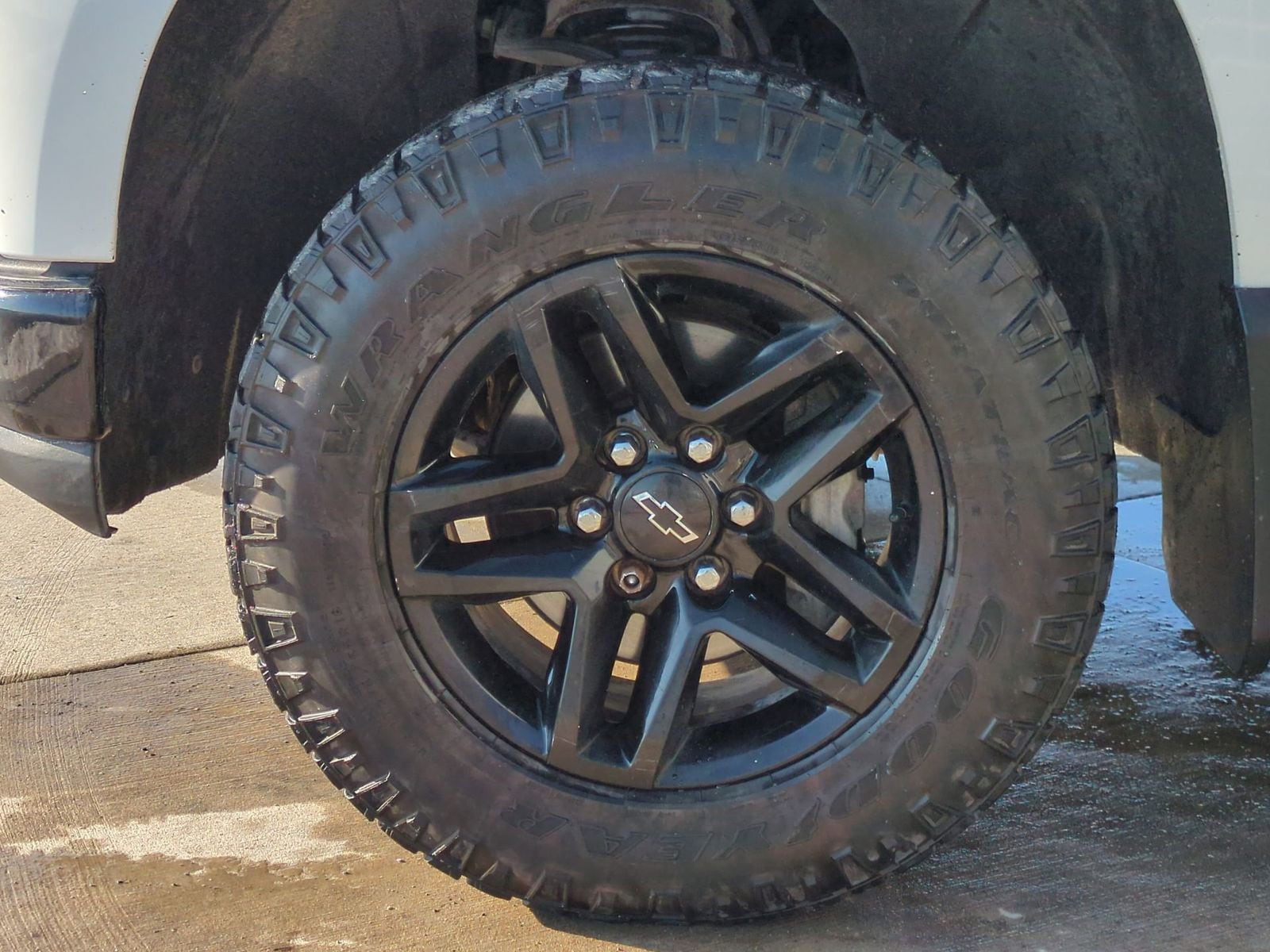 Thumbnail: 2022 Chevrolet Silverado 1500 - 17