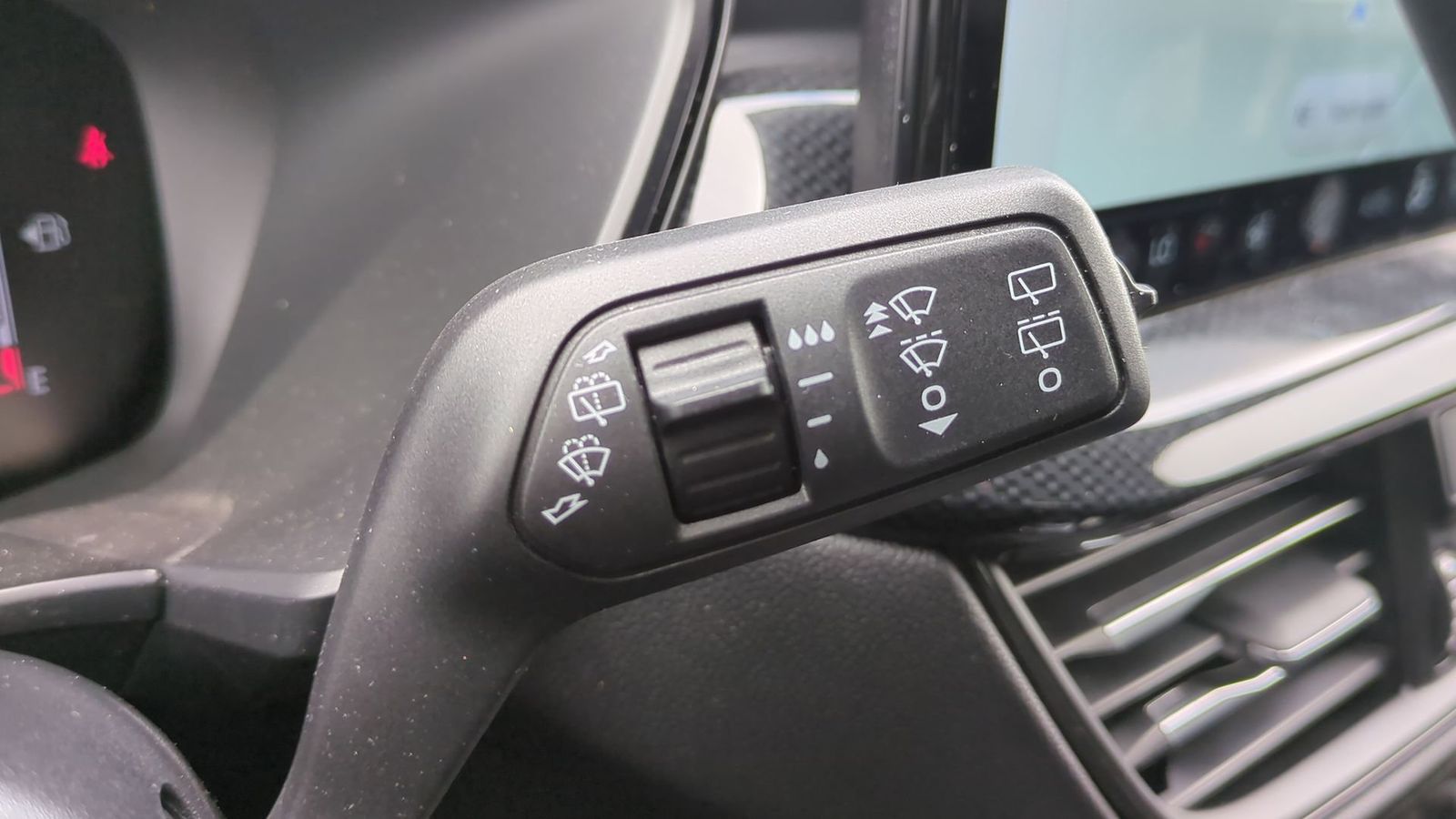 Thumbnail: 2025 Ford Escape - 23