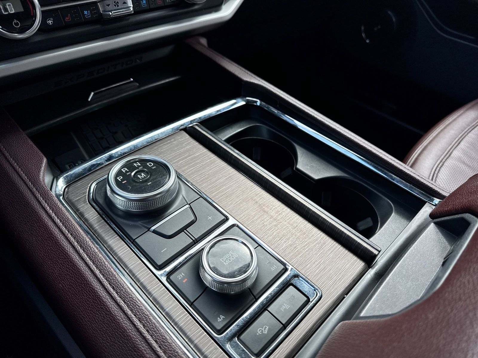 Thumbnail: 2022 Ford Expedition - 33