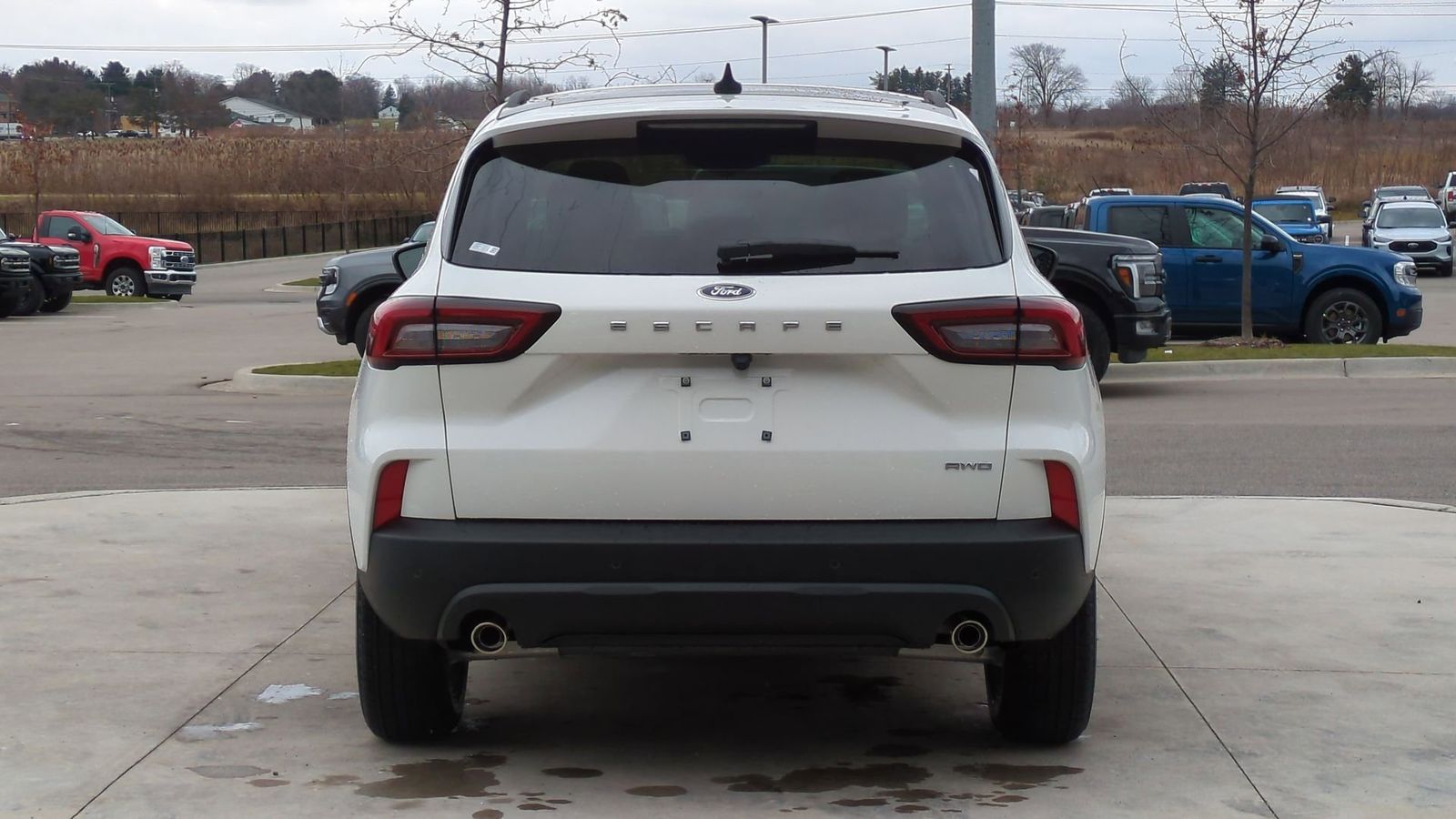 2025 Ford Escape ST-Line photo 4