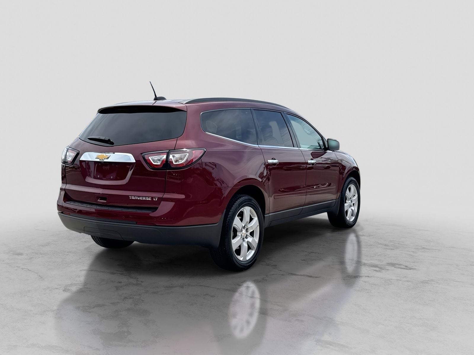 Thumbnail: 2016 Chevrolet Traverse - 8