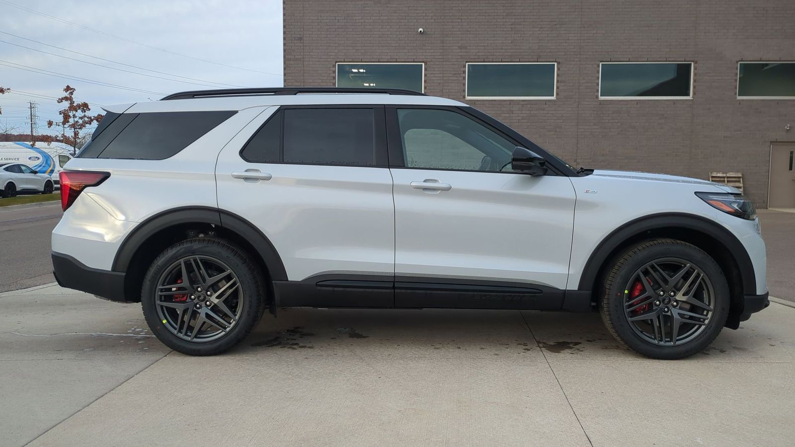 Thumbnail: 2026 Ford Explorer - 6