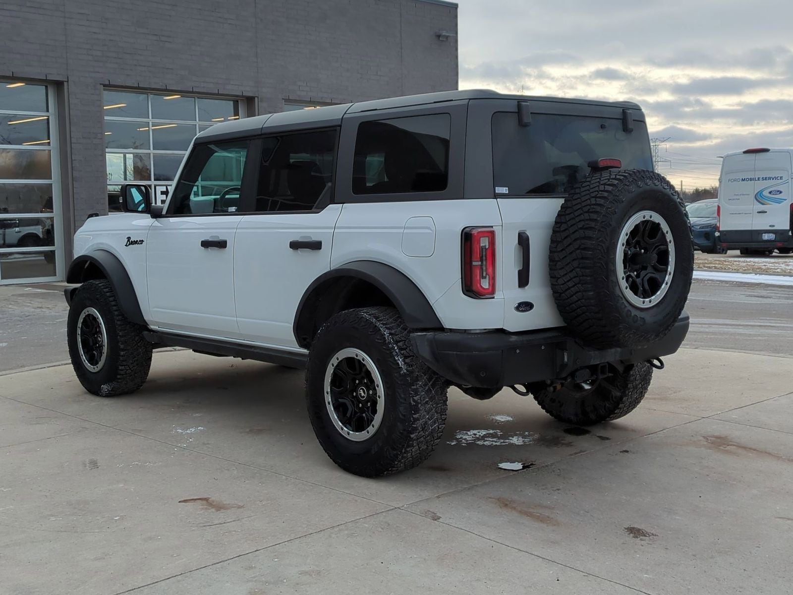 Thumbnail: 2022 Ford Bronco - 5
