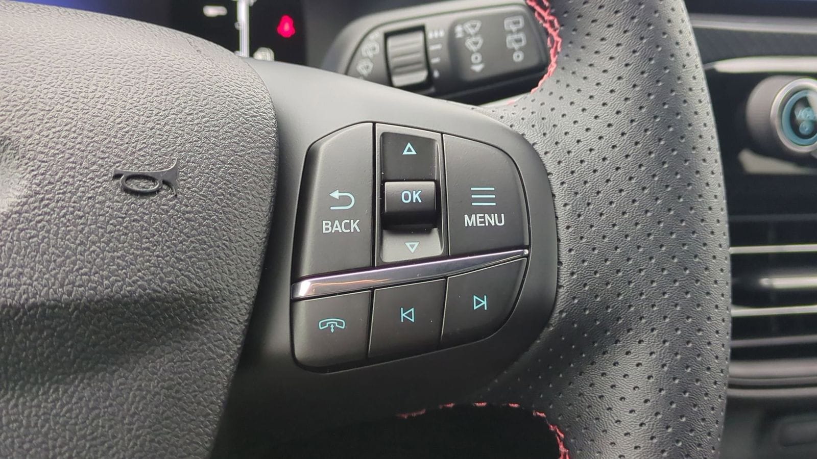 Thumbnail: 2025 Ford Escape - 24