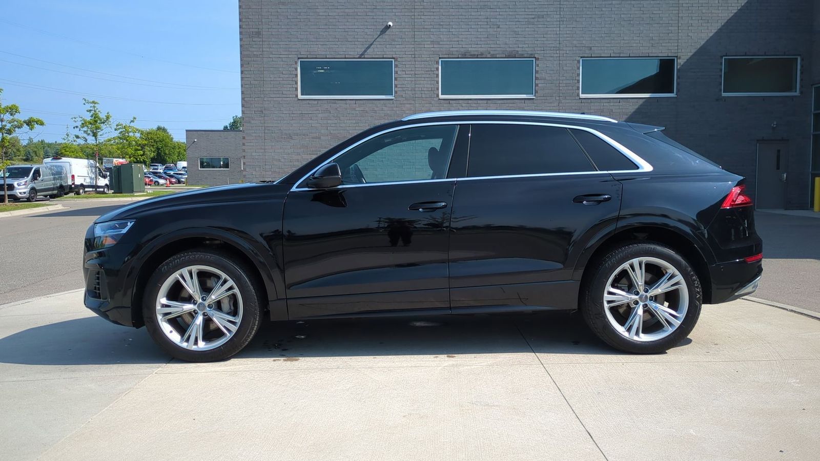 Thumbnail: 2019 Audi Q8 - 2