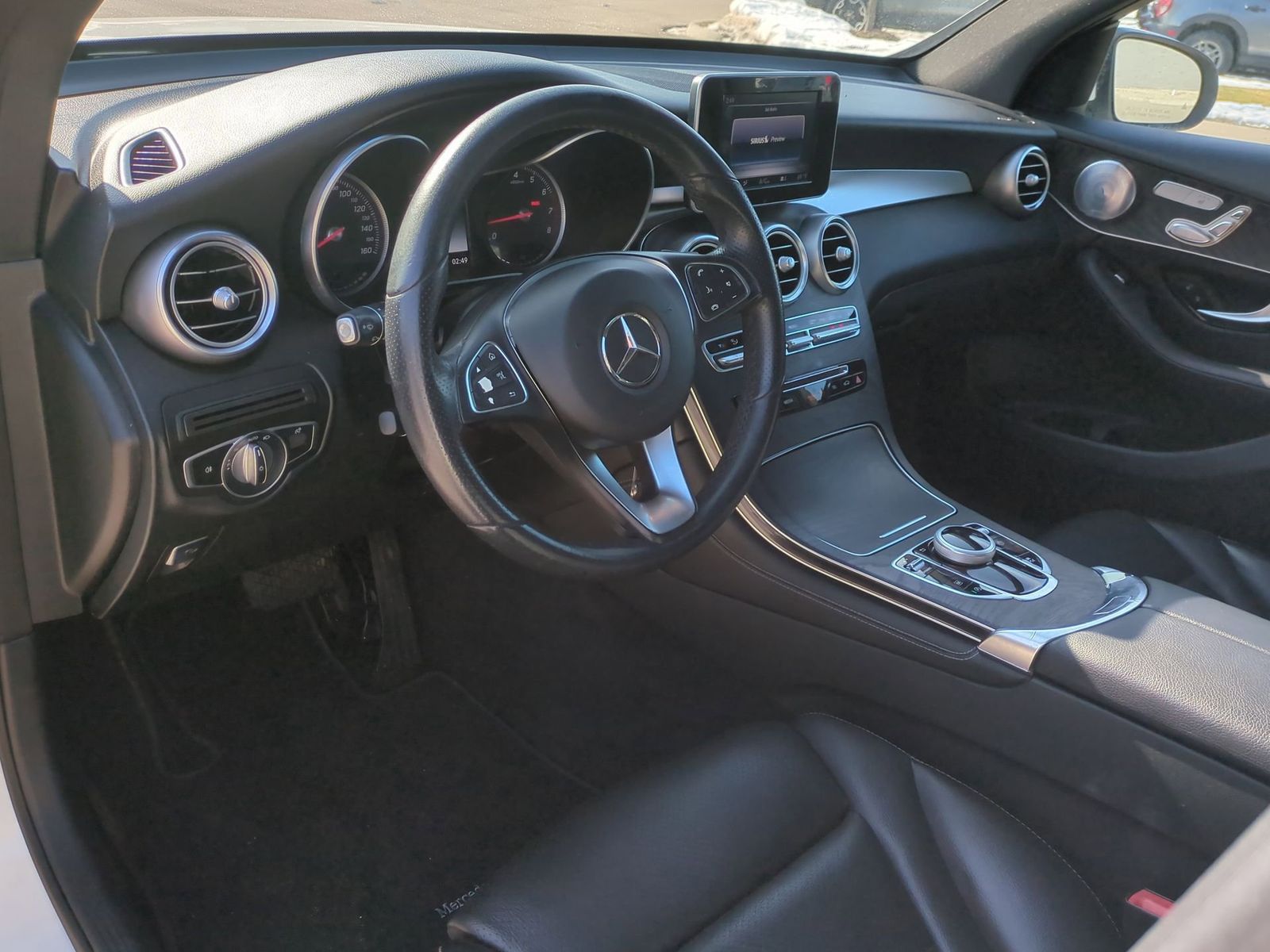 Thumbnail: 2017 Mercedes-Benz GLC - 2