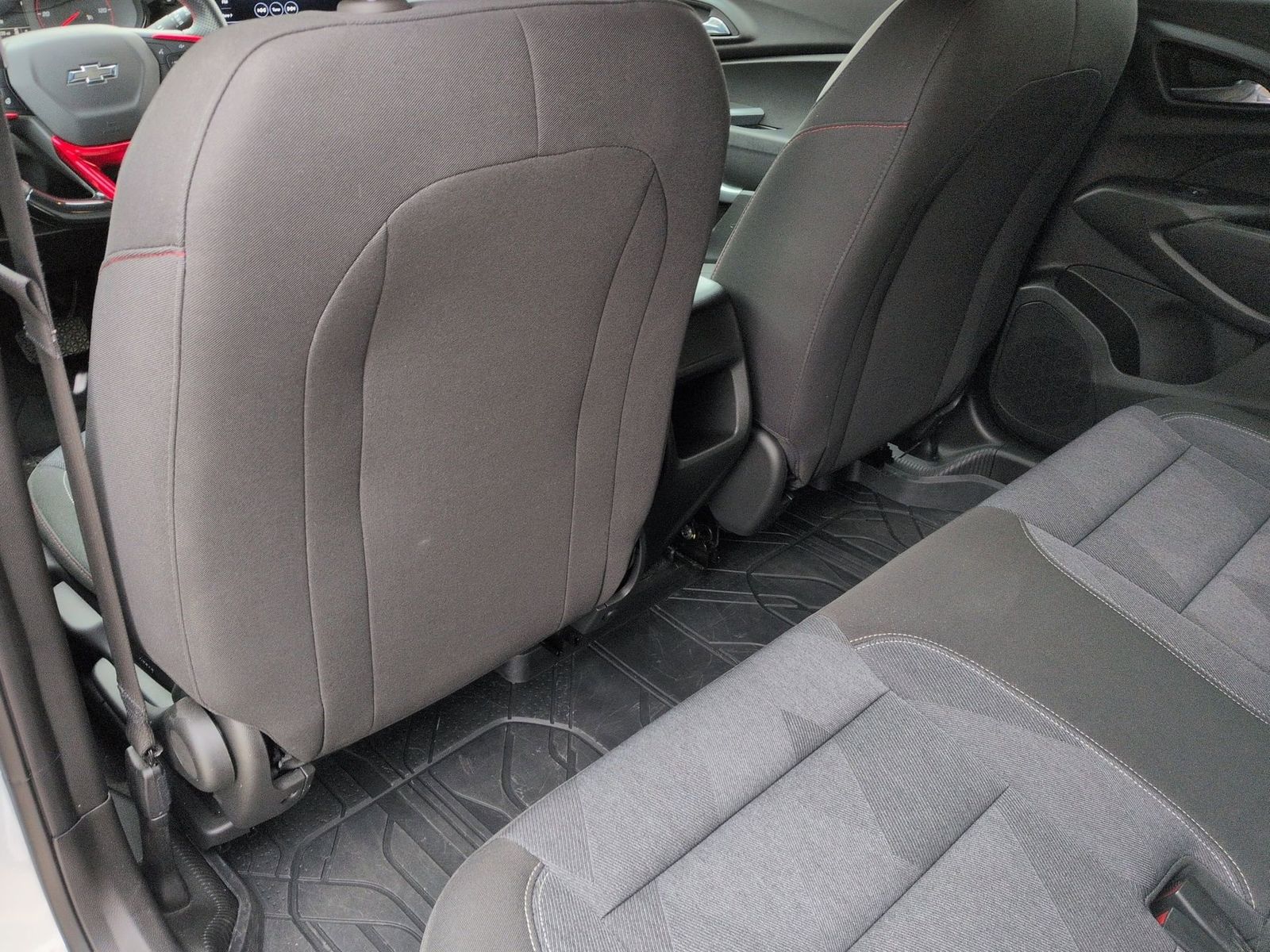 Thumbnail: 2024 Chevrolet Trax - 21