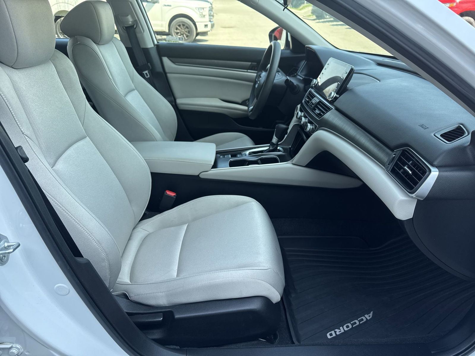 Thumbnail: 2022 Honda Accord - 6