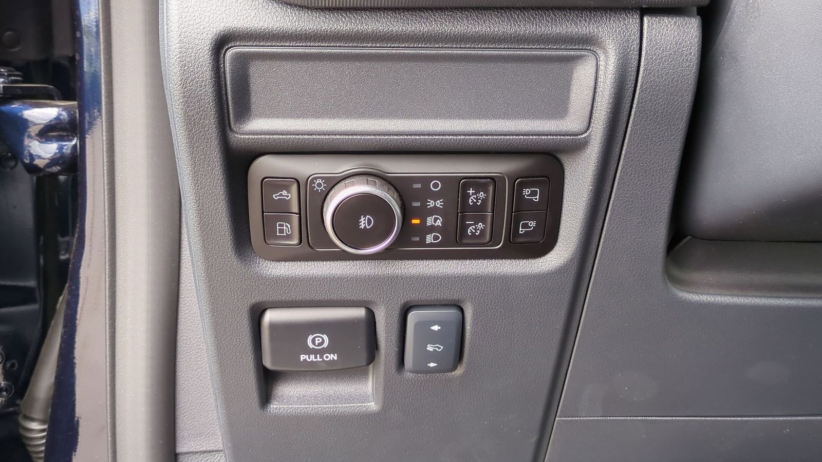 Thumbnail: 2025 Ford F-150 - 16