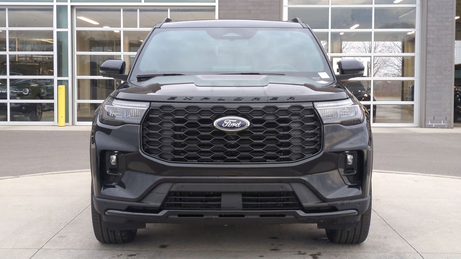 Thumbnail: 2026 Ford Explorer - 8