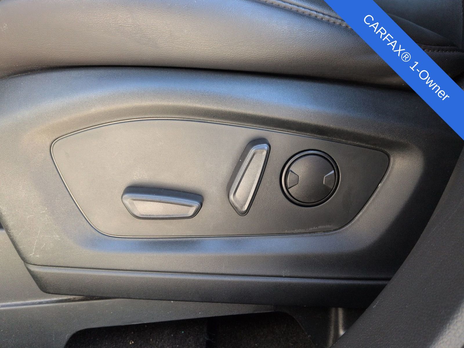 Thumbnail: 2024 Ford Explorer - 22