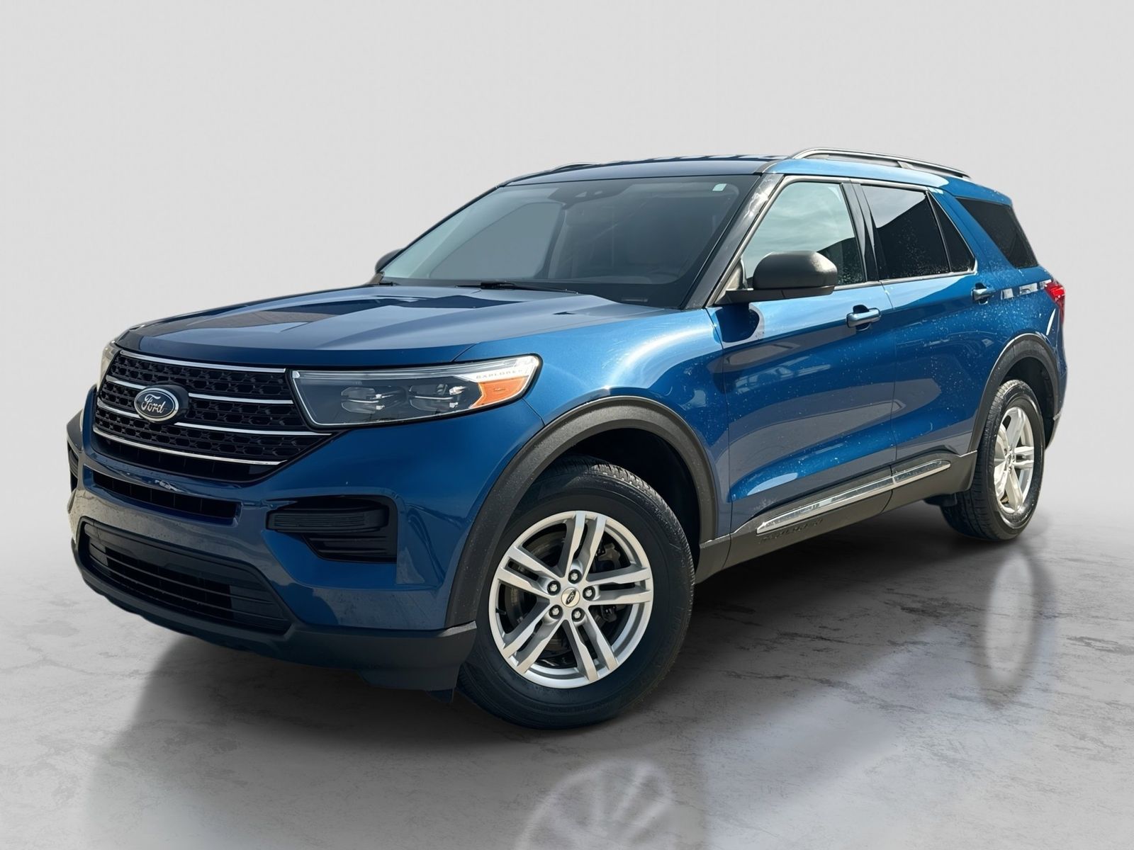 Thumbnail: 2022 Ford Explorer - 1