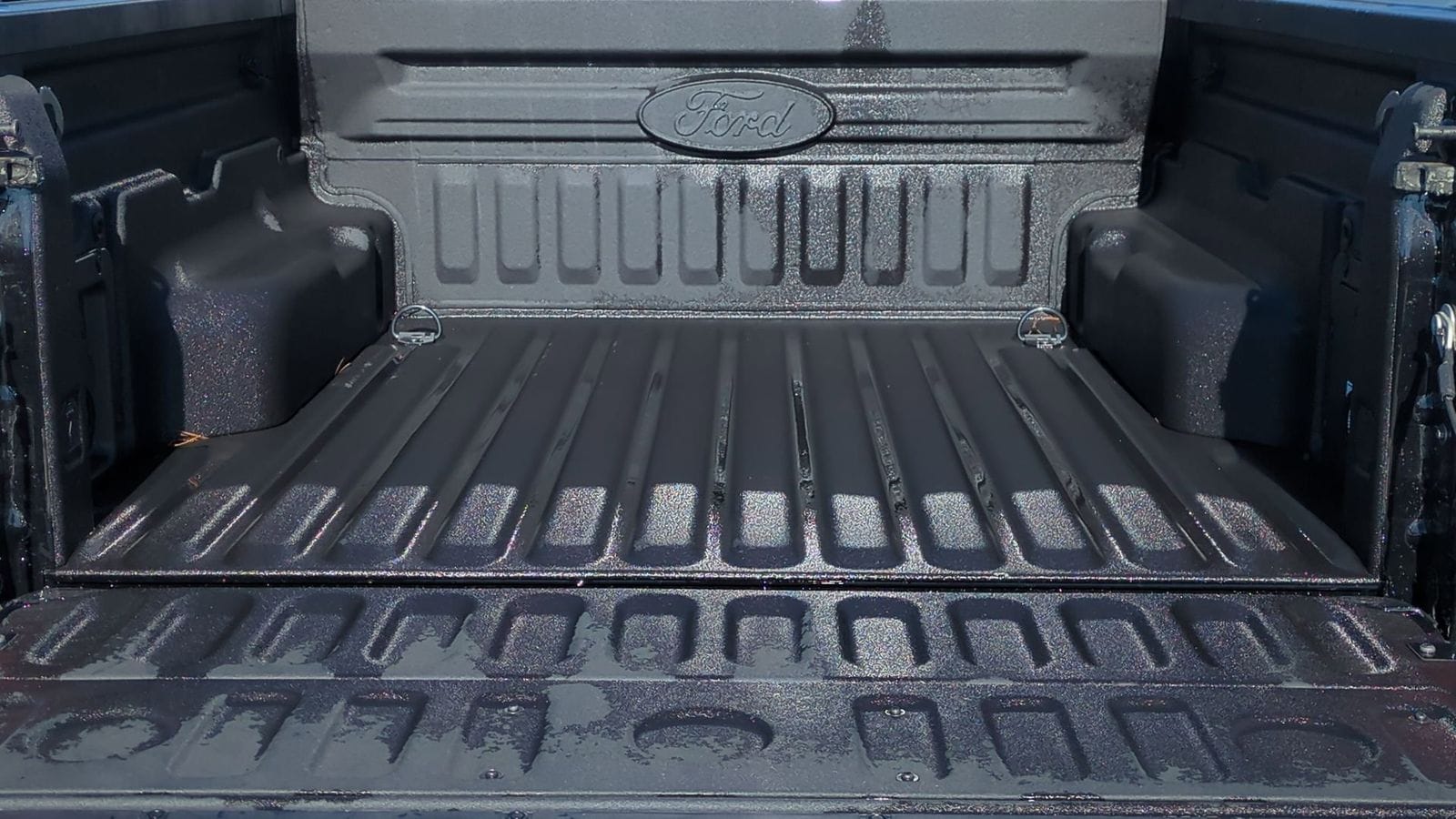 Thumbnail: 2025 Ford Maverick - 35