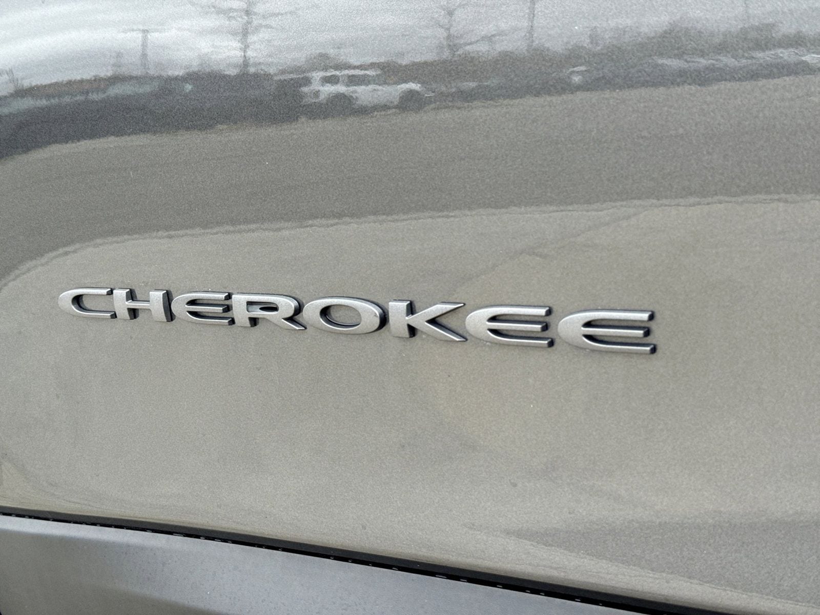 Thumbnail: 2022 Jeep Cherokee - 13