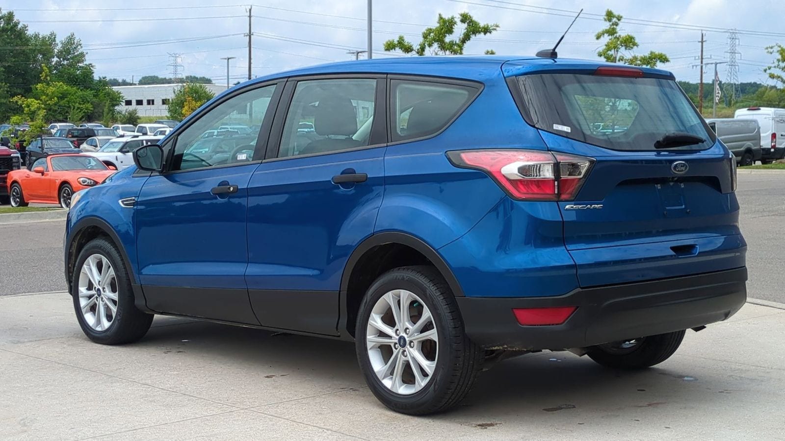 Thumbnail: 2017 Ford Escape - 3