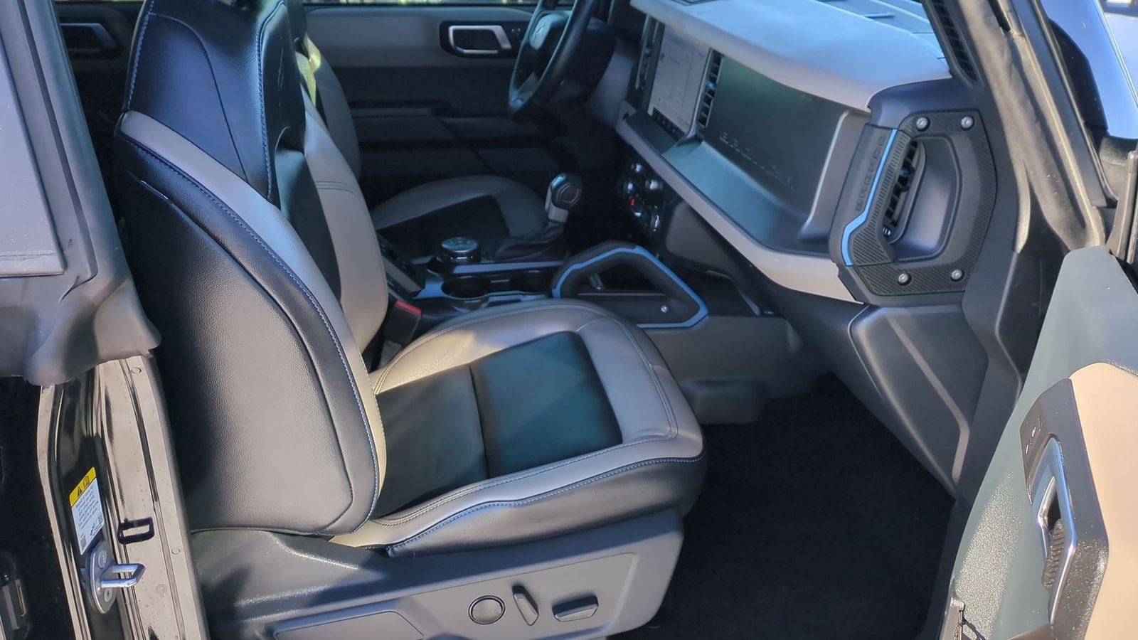 Thumbnail: 2024 Ford Bronco - 22