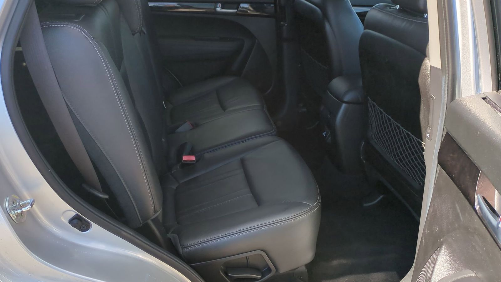 Thumbnail: 2014 Kia Sorento - 19