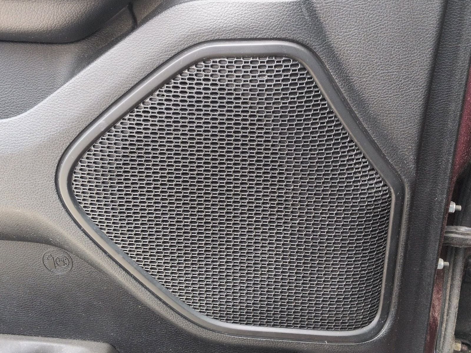 Thumbnail: 2020 RAM 1500 - 32