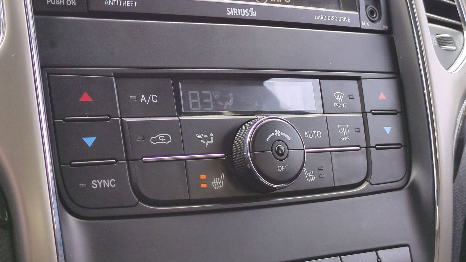 2013 Jeep Grand Cherokee Laredo 28